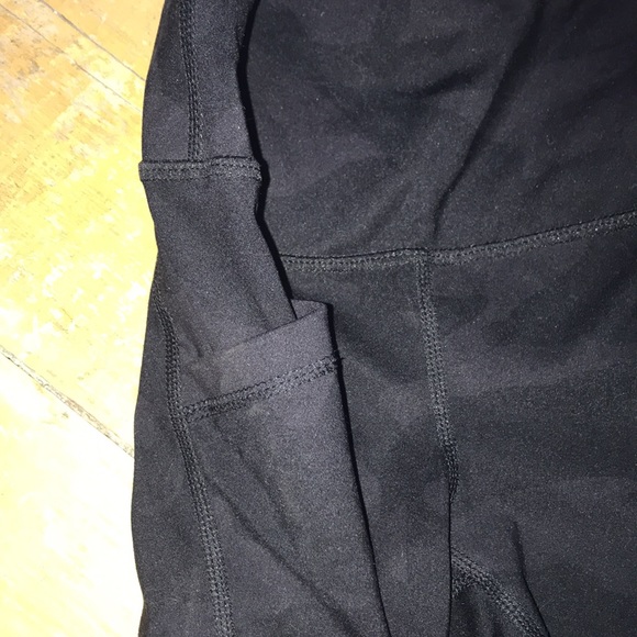 black camo biker shorts! - Picture 2 of 3